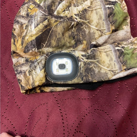 Unisex Beanie Hunting Theme - Picture 1 of 2